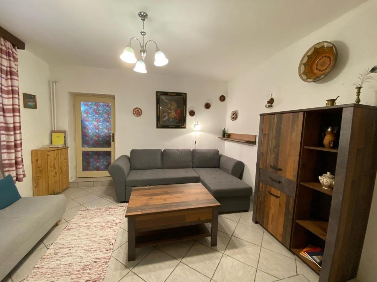 Arpad Nyaralohaz Villa Sarud Luaran gambar